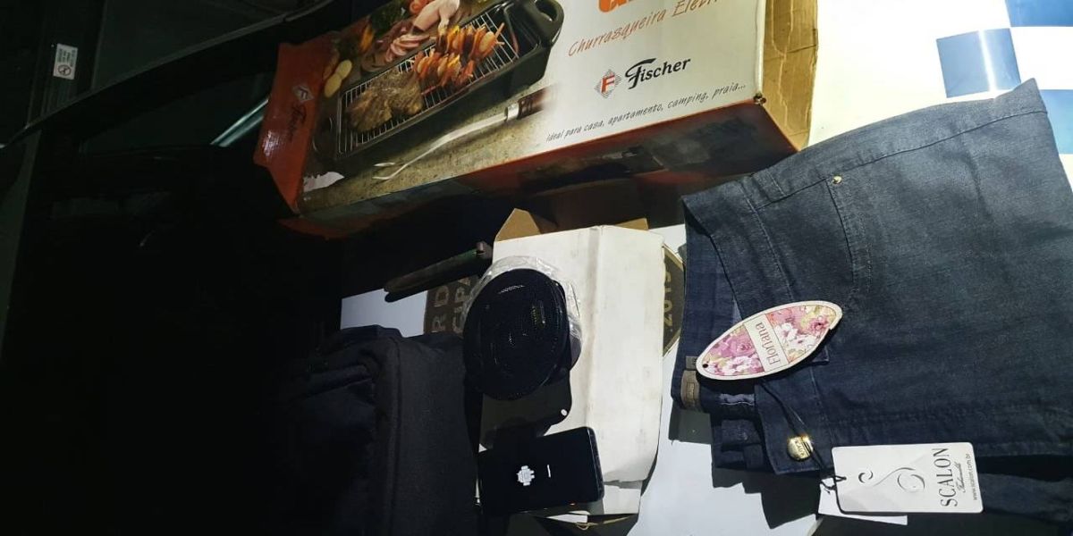 Guarda Municipal detém mulher e localiza objetos oriundos de furtos na região central de Cascavel