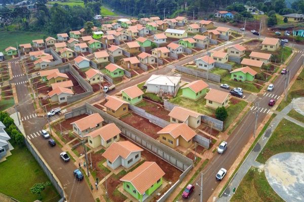 Estado amplia construção de casas para famílias mais vulneráveis
