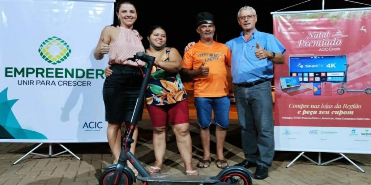 Acic Oeste sorteia prêmios de sua campanha de Natal