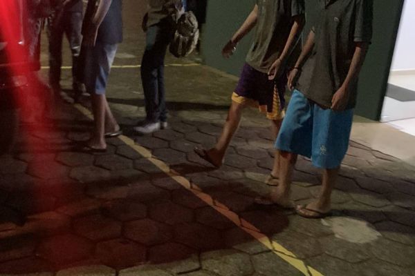 Imagem referente a notícia: Quatro suspeitos de matar Júnior Aleixo Martins são apreendidos e encaminhados ao Cense