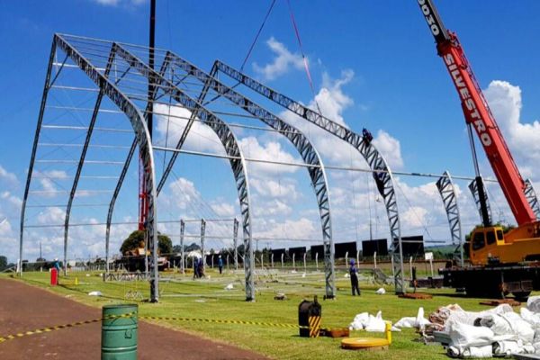 Montagem de estandes para o 34º Show Rural começa na segunda, dia 03 de janeiro