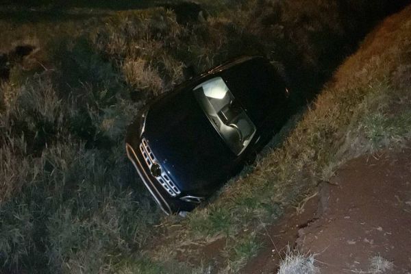 Saída de pista é registrada na BR-467 em Cascavel