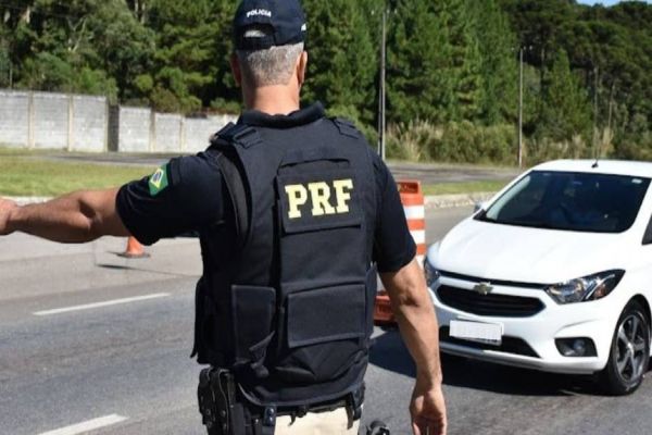 PRF encerra a Operação Ano Novo 2022 no Paraná