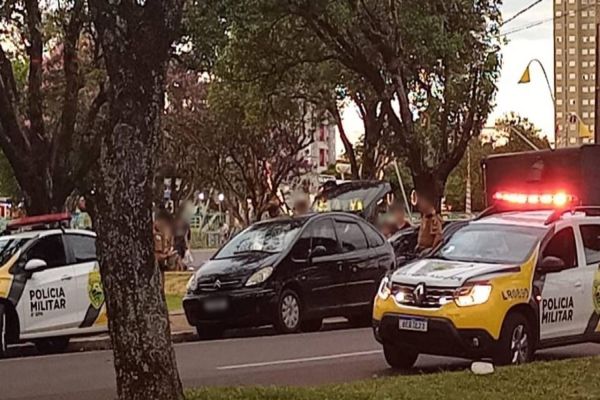 Após denúncia de torcedor, PM detém homem vendendo produtos furtados da loja do Cascavel
