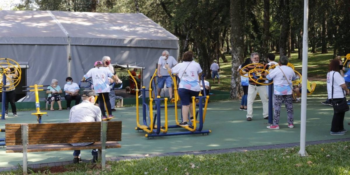 Cidade do Idoso volta com atividades normais, no Parque Tarquínio