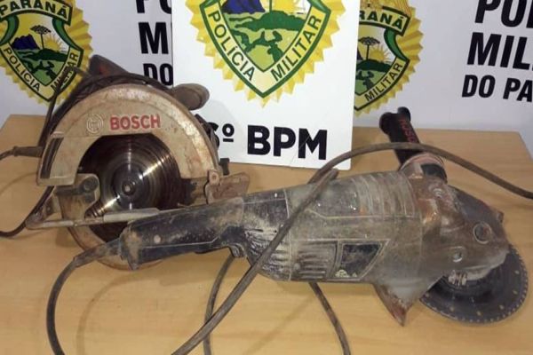 Homem é detido por populares com ferramentas furtadas em obras na Rua Manaus