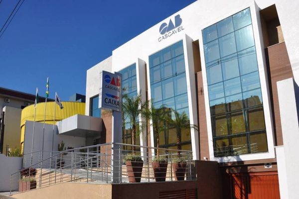 OAB Cascavel emite nota de repudio contra o Fundo Eleitoral bilionário