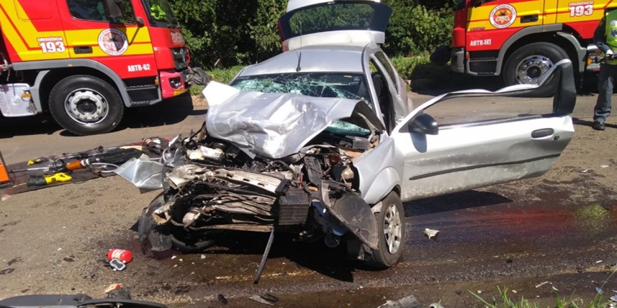 Grave acidente deixa uma pessoa morta e vários feridos na BR-163