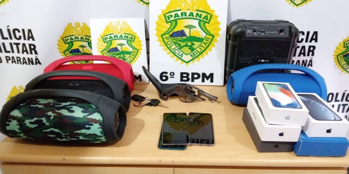 Policial do Pelotão de Choque detém trio após assalto em loja de celulares na Rua Manaus