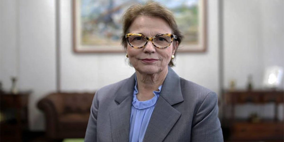 Ministra da Agricultura vistoria lavouras  na região de Cascavel nesta quinta