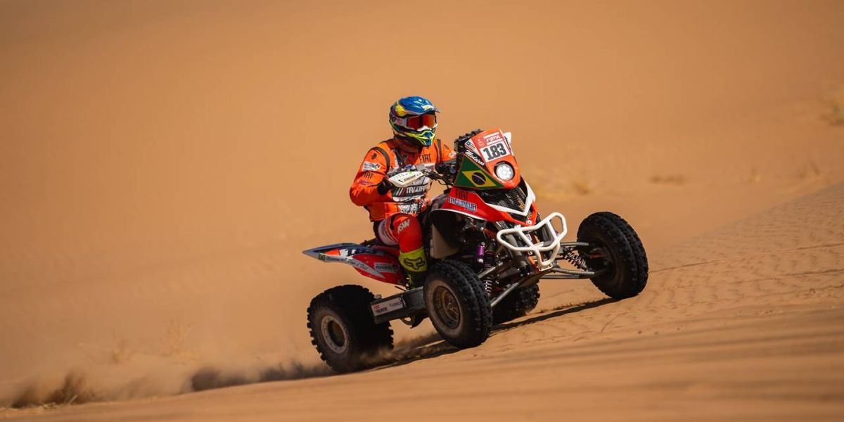 Marcelo Medeiros conclui 44º Dakar em sexto nos quadriciclos