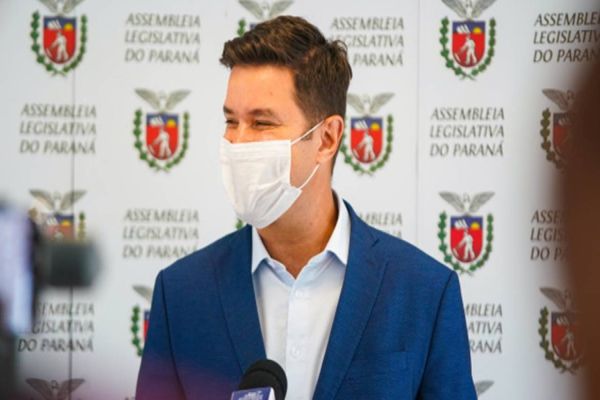 Deputado Guto Silva reassume mandato na Assembleia e anuncia pré-candidatura ao Senado Federal