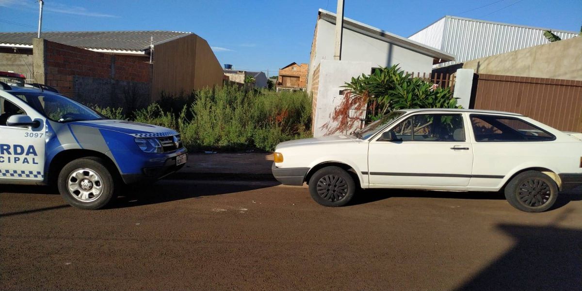 Guarda Municipal recupera veiculo com indicativo de furto no Bairro Cascavel Velho