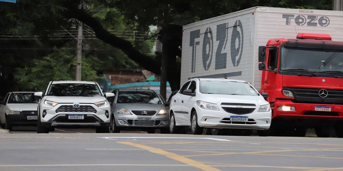 Prazo do pagamento do IPVA das placas com os finais 1 e 2 termina nesta segunda-feira