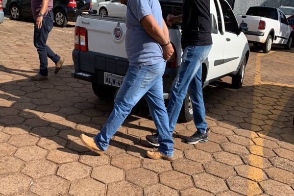 Imagem referente a notícia: DH apreende autores do homicídio de José Ademar de Melo no Bairro Cascavel Velho