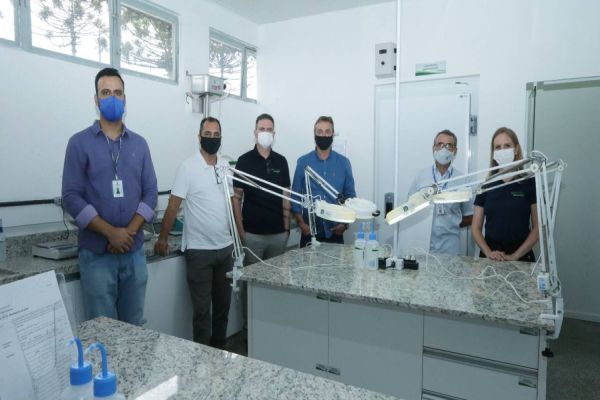 Incubada da Fundetec inaugura laboratório de sementes