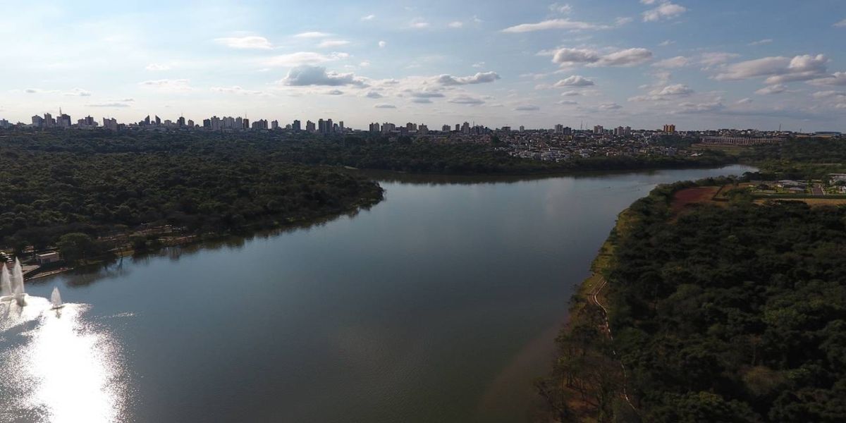 Lago de Cascavel passa por novo desassoreamento em 2022