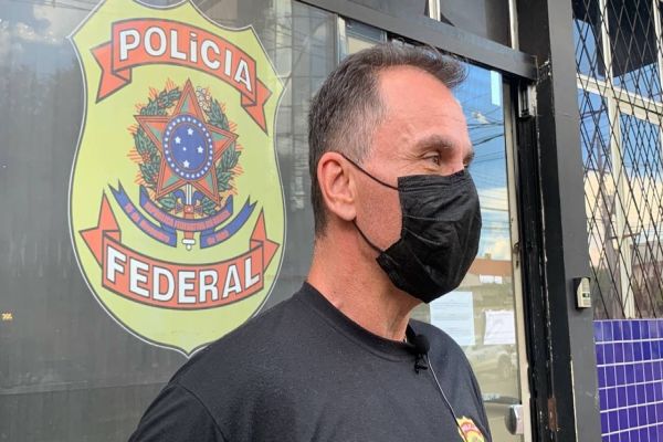 Polícia Federal fala sobre apreensão de eletrônicos durante operação no aeroporto de Cascavel