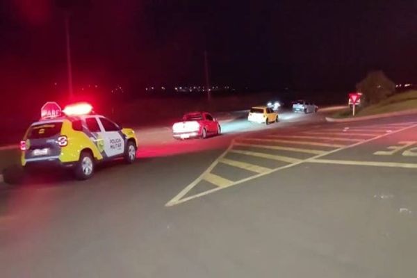Imagem referente a notícia: PM apreende 3 veículos e 3 condutores por perturbação do sossego e um por embriaguez ao volante