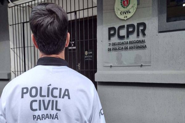 Em Antonina, PCPR prende homem em flagrante por maus-tratos a cachorros