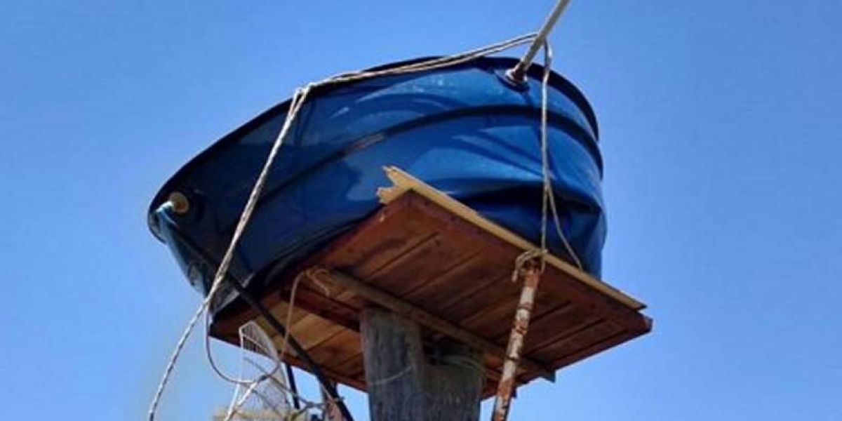 Fato inusitado: Calorão de 41º graus faz caixa d’água derreter