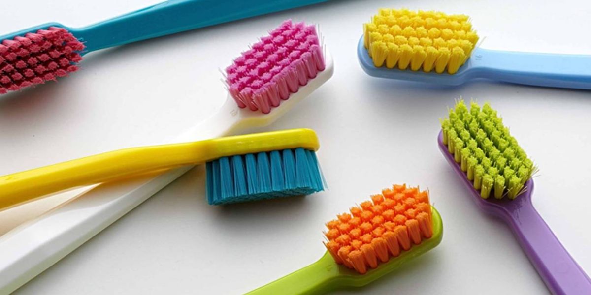 Eis a questão: jogar a escova de dente pós-covid ou não?