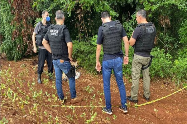 Imagem referente a notícia: Crime Bárbaro: Homem suspeito de matar companheira a martelada e esconder o corpo no Sudoeste
