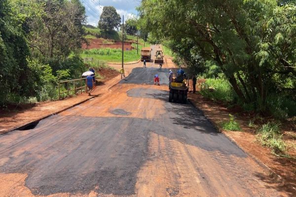 Município faz intervenção emergencial na Rua Veneza