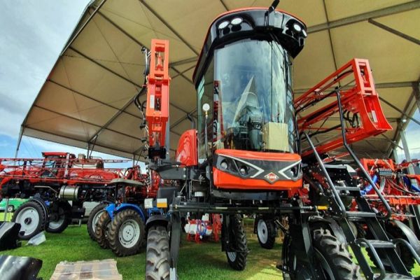 Máquinas de última geração atraem atenções durante o 34º Show Rural