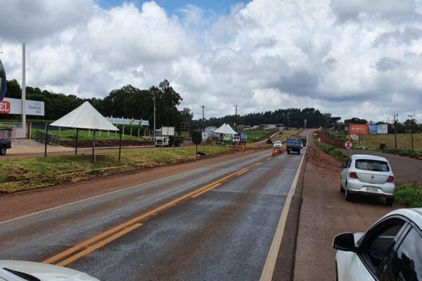 Imagem referente a notícia: PRF orienta motoristas sobre acesso e retorno ao 34º Show Rural Coopavel