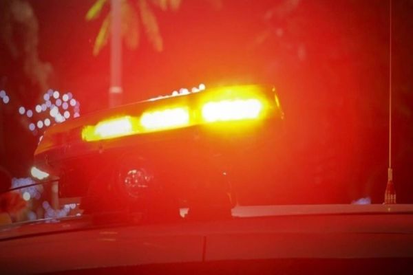 Colisão auto anteparo foi registrada no Bairro Coqueiral, em Cascavel