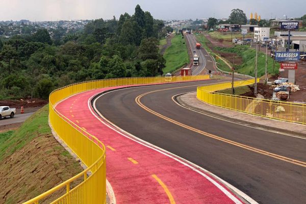 DER libera duas novas alças do viaduto Olindo Periolo, em Cascavel