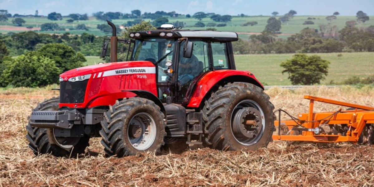 Massey Ferguson apresenta máquinas inteligentes e serviços digitais no Show Rural Digital Coopavel