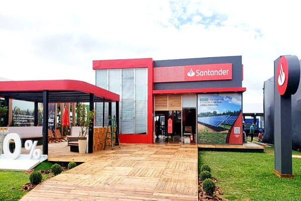 Santander oferece condições especiais no Show Rural Coopavel