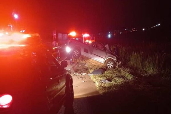 Grave acidente entre automóvel e caminhão deixa uma vitima fatal na BR-277 em Guaraniaçu