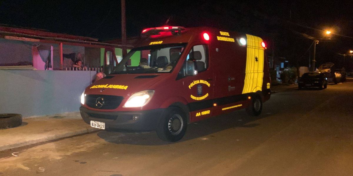 Criança de 2 anos sofre queda de cima da centrífuga no Jardim Gralha Azul