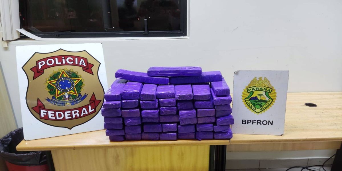 PF e BPFron apreende mulher em ônibus interestadual com 30kg de maconha com destino Cascavel