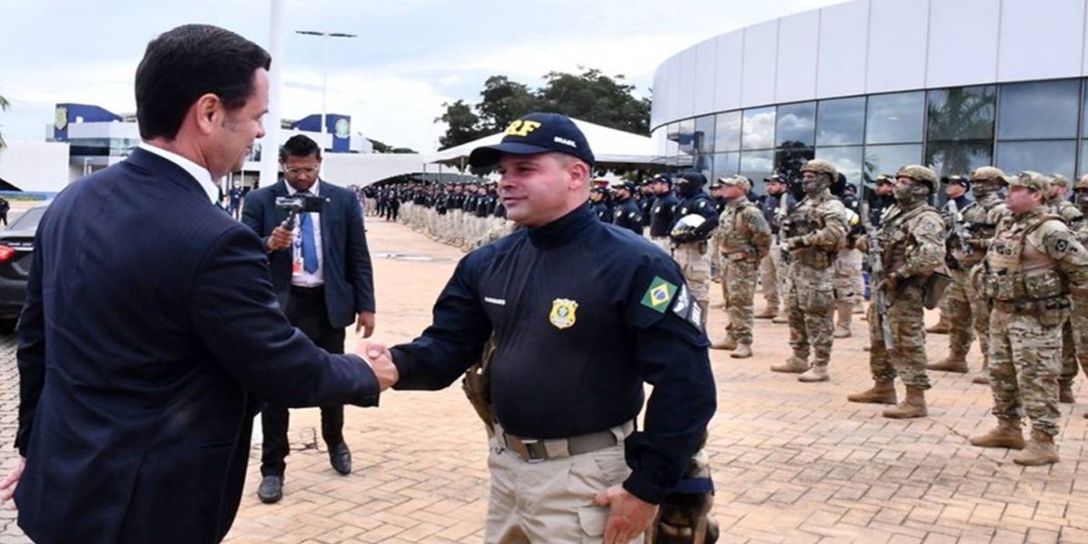 Solenidade de entregas institucionais é realizada pela PRF