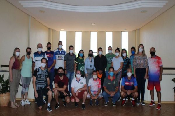 Cresol realiza a 3ª liga do Vôlei dos Gigantes na região Oeste do Paraná