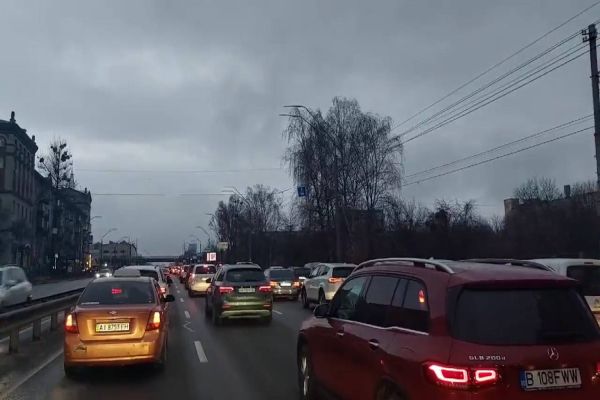 Veja as primeiras imagens da invasão russa em cidades da Ucrânia