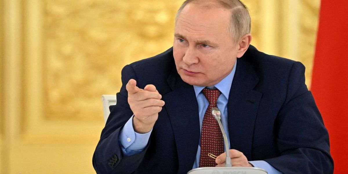 Presidente russo pede ao exército ucraniano para tomar o poder em Kiev