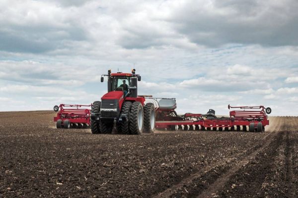 Em 40 anos, agricultura brasileira produz 5 vezes mais e área plantada sequer dobra