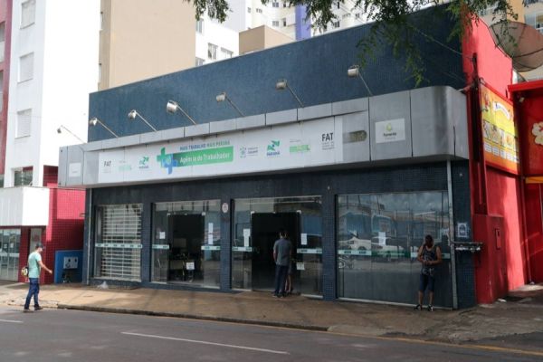Agência do Trabalhador em Cascavel lidera a intermediação de emprego no Estado