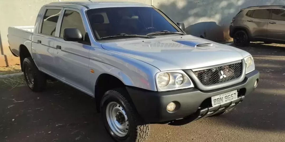 Viatura da PF é furtada de dentro de oficina credenciada e levada ao Paraguai