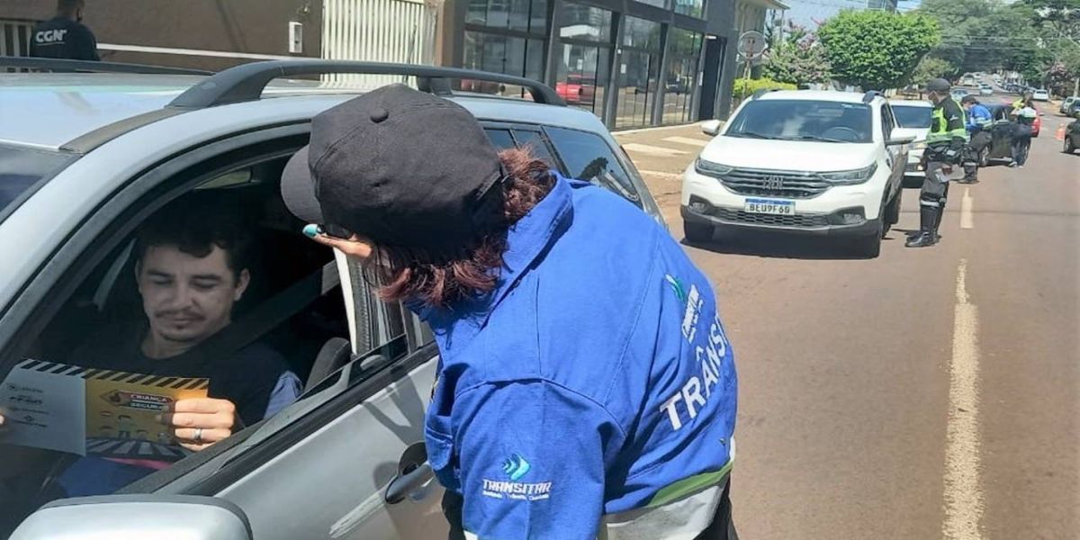 Operação Criança Segura: Transitar intensifica orientações aos motoristas em Cascavel