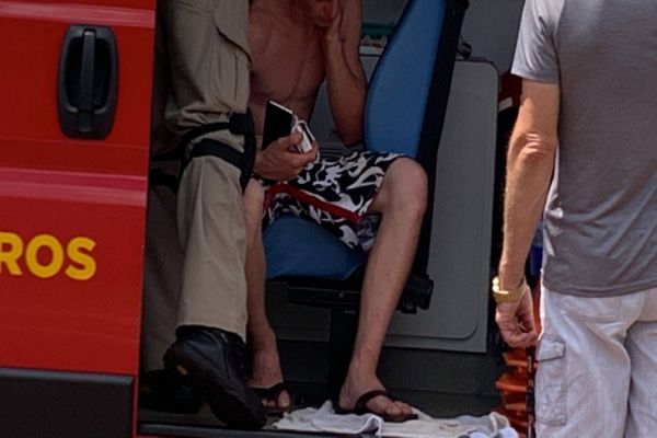 Imagem referente a notícia: Jovem é esfaqueado nas costas pela esposa no Bairro Periolo