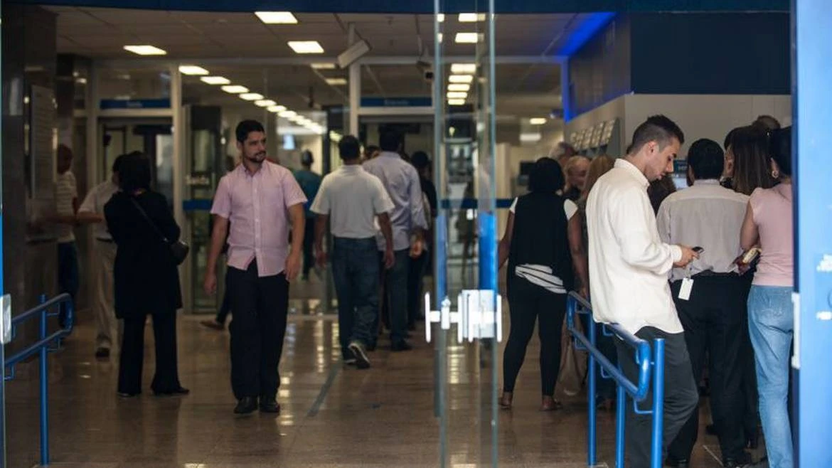 Foto relacionada a notícia: Consumidor poderá negociar dívidas em atraso em mutirão nacional