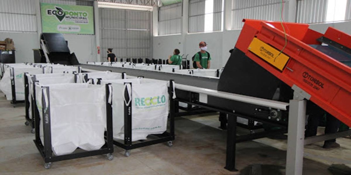 Cápsulas de máquina de café fomentam nova renda aos trabalhadores de materiais recicláveis