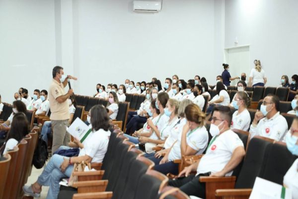 Saúde realiza capacitação voltada a prevenir acidentes com animais peçonhentos