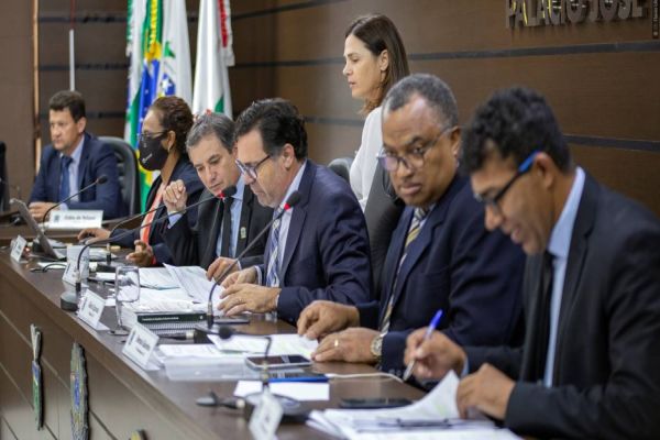 Aprovada criação de 238 vagas na saúde e assistência social do município